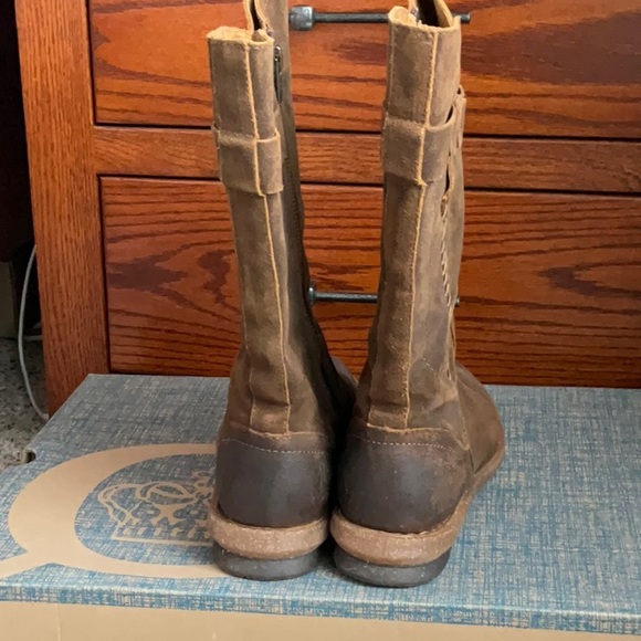 Born Women’s Tonic Distressed Leather Boots - Picture 2 of 6